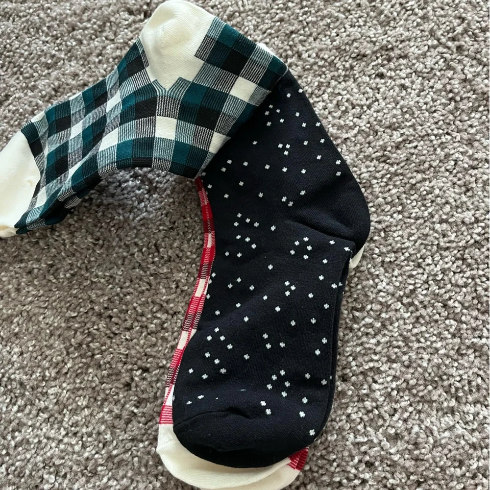 NWT Old Navy Women's Ankle Socks Plaid Set of 3